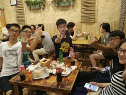 贡觉烧烤加盟,学烧烤技术,开烧烤店多少钱疯狂烤翅加盟
